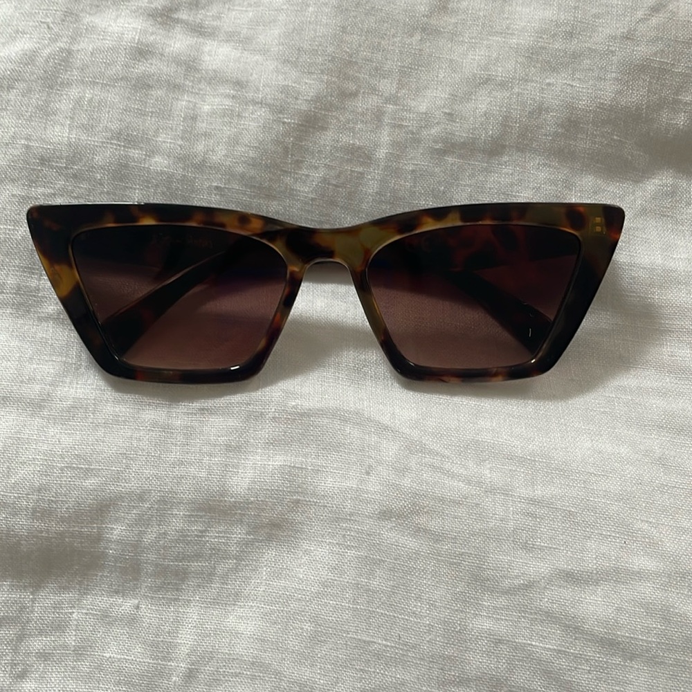 & Other Stories Tortoise Shell Sunglasses